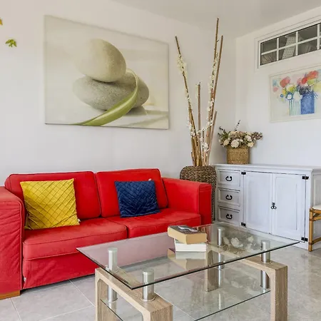 #398 Elegant Sea View W Balcony 1br Apartamento