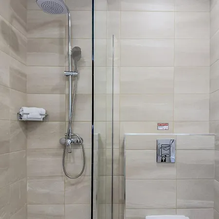 #398 Elegant Sea View W Balcony 1br 公寓